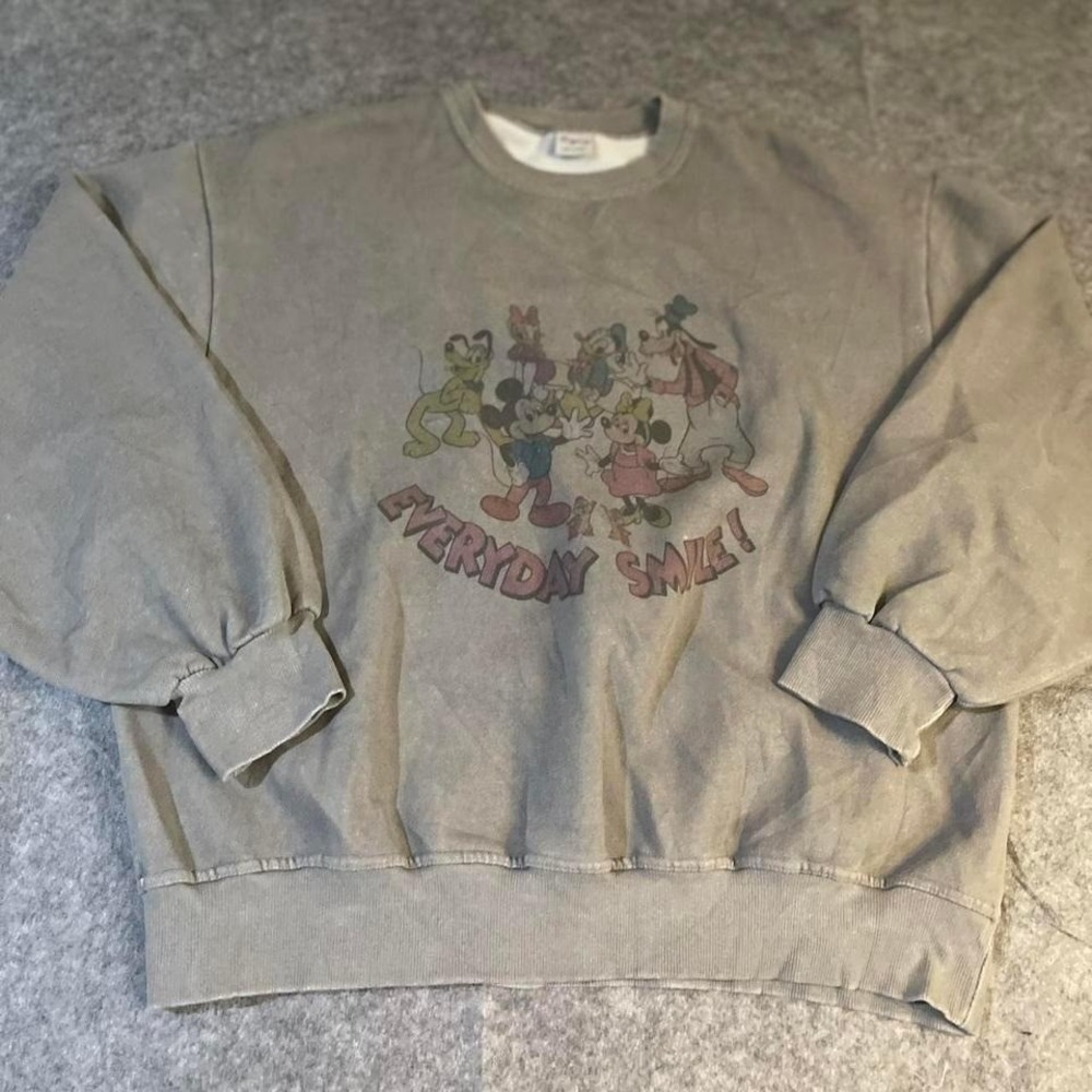 Disney Mickey Mouse Everyday Smile Graphic Sweatshirt Gray Crewneck L Y2K Unisex